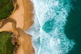 高清蓝色海岸绿色图片壁纸